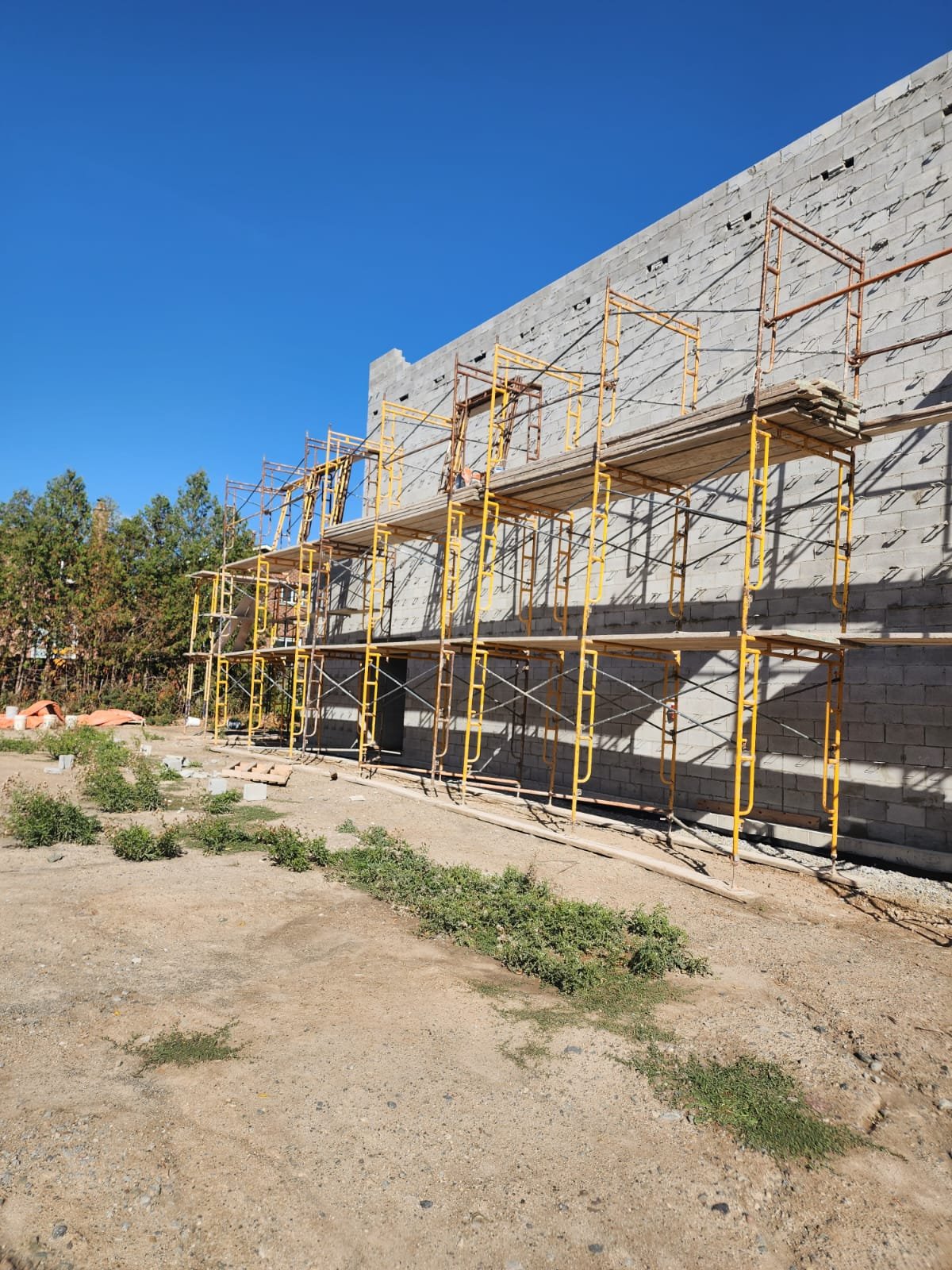 Commercial masonry wall construction in progress
